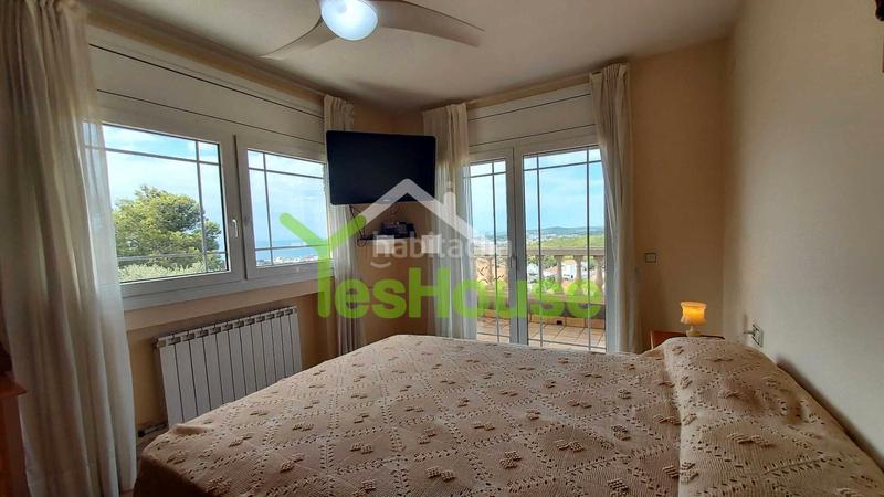 Foto e47a1297-a81e-4a43-815e-fd41116c2b92. Chalet fantasticas vistas al mar y – casa a 4 vientos con piscina y ascensor en Sitges