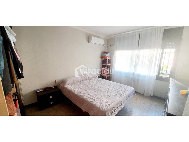 Foto 74b4d6e6-5390-4cff-80f4-57afd4dea87e. Casa  en venta ideal para dos familias en La plana Esparreguera