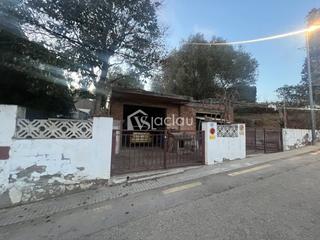 Terreny residencial a Olesa de Montserrat. Parcela en venta en nucleo urbano