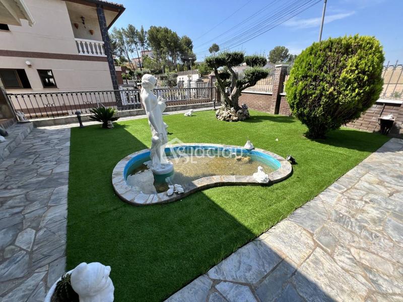 Foto 3d06fbd3-0a24-4d02-b92c-951e32cb185f. Chalet con riscaldamento in Abrera