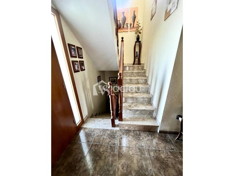 Foto 4e0e02dc-c138-4ee8-9e10-0f4184184623. Chalet con riscaldamento in Abrera