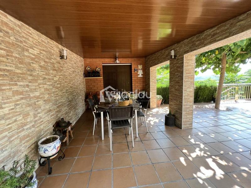 Foto 60cf22b4-0f67-456d-a62f-f0d33d6f2743. Chalet con riscaldamento in Abrera