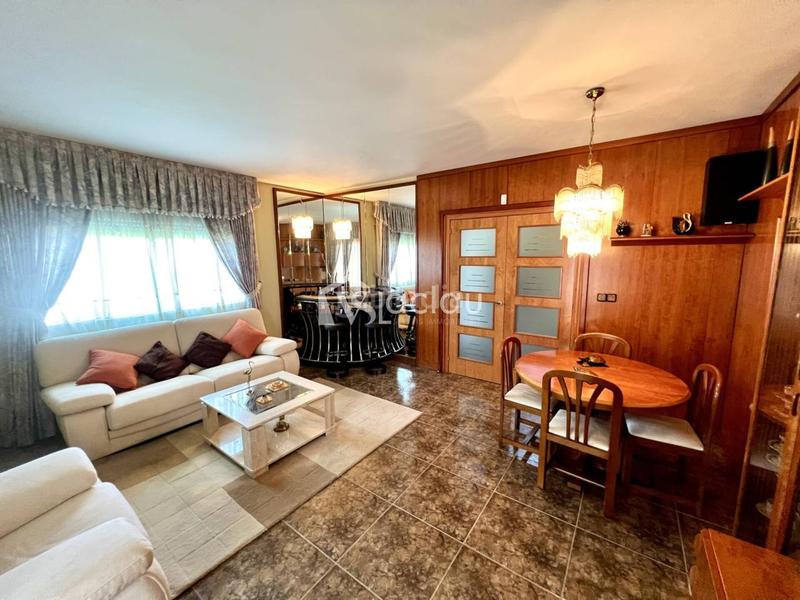 Foto 7cbc760e-3883-439a-a708-36c9d3119f13. Chalet con riscaldamento in Abrera