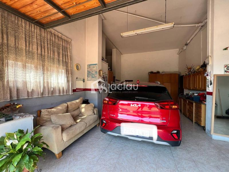 Foto 92a32a31-71f4-4009-9ccd-7b1ca5bf26ca. Chalet con riscaldamento in Abrera