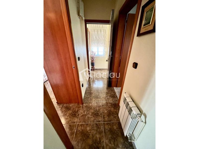 Foto af3da5b2-cadf-4834-8d4f-31c166bb705c. Chalet con riscaldamento in Abrera