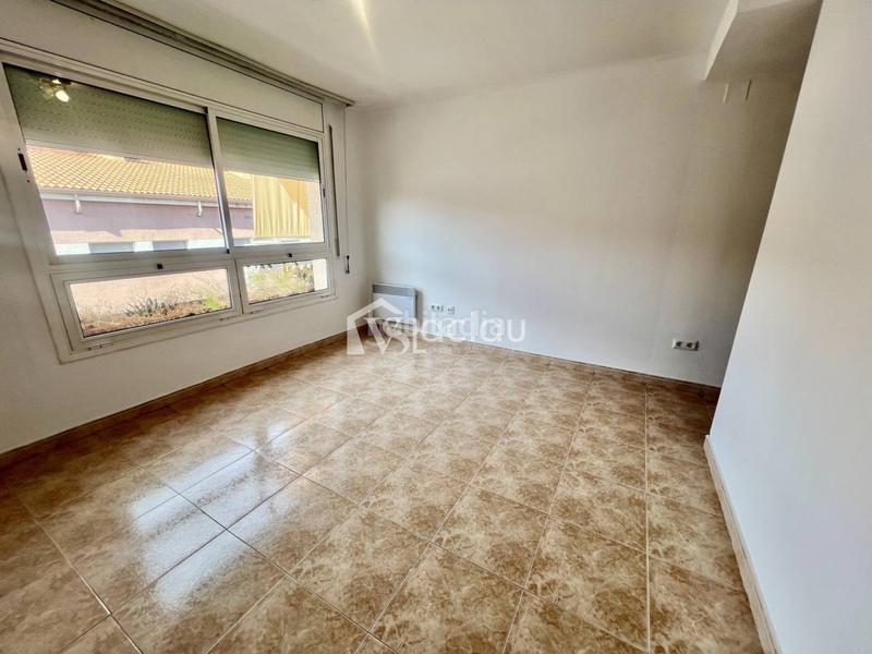 Foto ad012837-5e65-4869-ad00-8568b8a3619d. Dúplex amb calefacció aparcament a Olesa de Montserrat