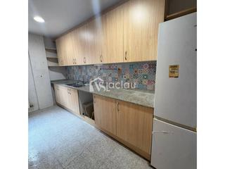 Location Appartement à Monistrol de Montserrat. Amplio piso con plaza de parking