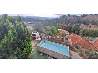 Maison à Abrera. Casa en venta en can villalba