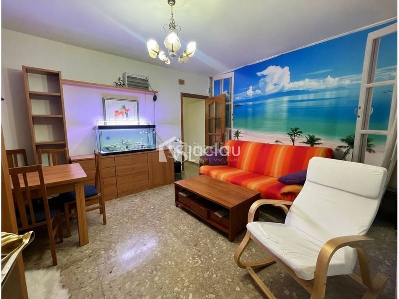 Foto d1be8ca7-2462-4a28-9b7e-e2a8b07a4143. House in Olesa de Montserrat