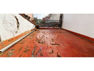 Casa a Olesa de Montserrat. Casa con encanto en el casco antiguo de olesa de montserrat, dis