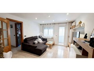 Appartement à Olesa de Montserrat. Vivienda reformada integralmente, lista para entrar a vivir.