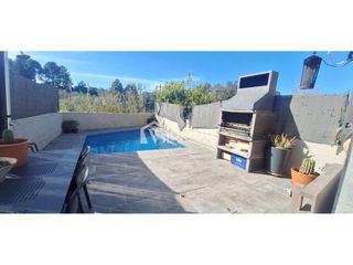 Maison à Abrera. Casa en venta en abrera