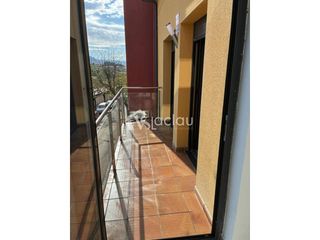Rent Flat  Calle pere dalmases. Duplex seminuevo en alquiler