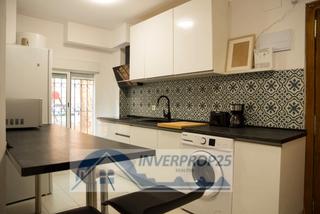 Pis  Carrer del poeta andrés cabrelles. Inversor..rentabilidad 8% anual, regimen habitacional / o uso  f