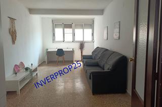 Piso en Avinguda del poeta federico garcia lorca 87. Inversor..rentabilidad 8% anual, regimen habitacional / o uso  f