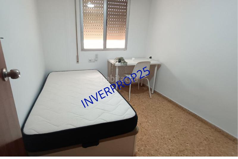 Foto 086b5633-36d7-4111-b930-27d2f0eb9c11. Piso en carrer del peix 7 vivienda a pocos metros de puerto y cerca de las playas en Valencia