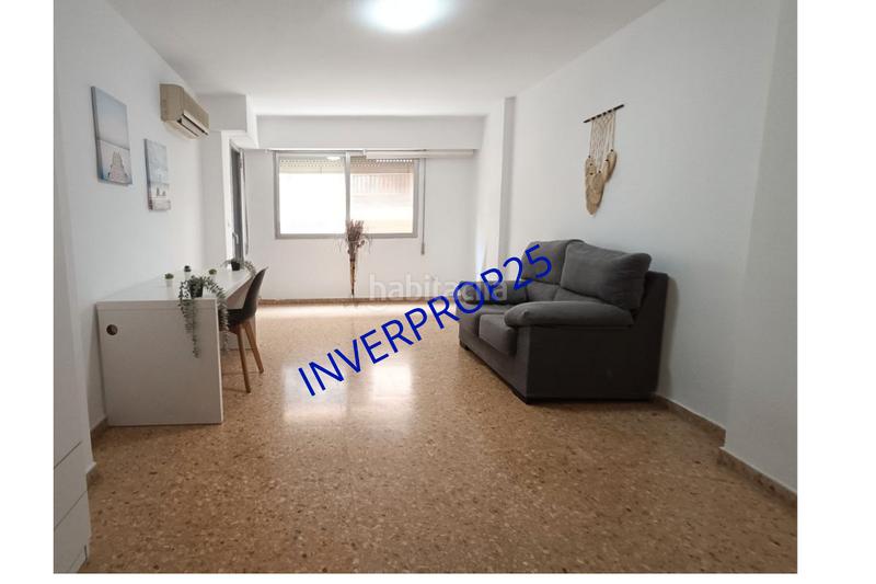 Foto b1e739ba-4971-4177-b1ef-0eae40a533bb. Piso en carrer del peix 7 vivienda a pocos metros de puerto y cerca de las playas en Valencia