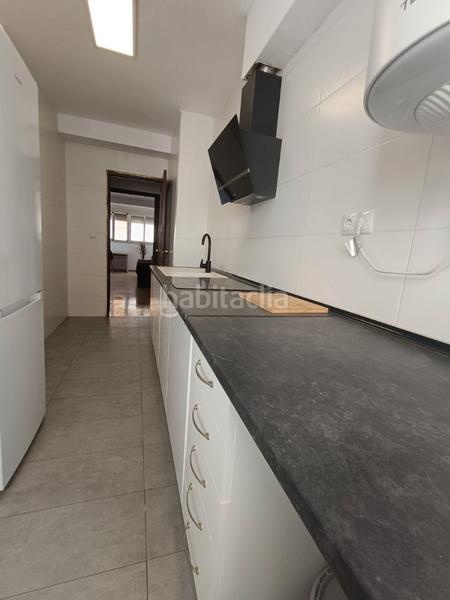 Foto b6c3a5d3-f99e-40da-832b-d0d589931b45. Pis a avinguda del poeta federico garcia lorca 85 a Valencia