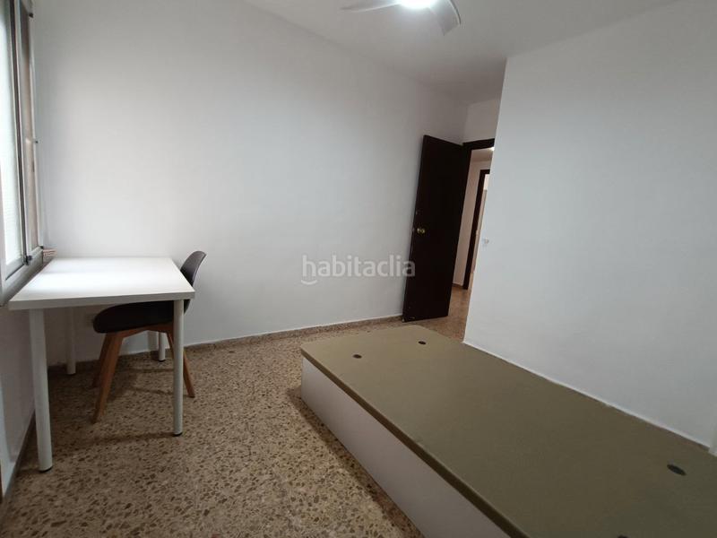 Foto f3b0a07c-7c9a-4f08-83d2-c54b6f8b6232. Pis a avinguda del poeta federico garcia lorca 85 a Valencia