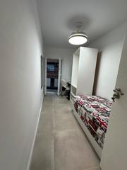 Location Appartement  Carrer del músic gomis. Habitación luminosa y reformada junto al campus de la uv – ¡disp