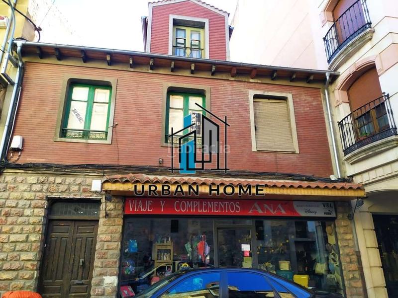 Foto 4d44efc2-acc9-4086-b2ce-ad57bcc4e7f7. Casa en Bañeza (La)