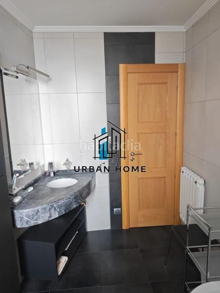 Foto fff10f9a-aeb0-49a0-9c98-d7a110c53e02. Casa amb calefacció aparcament a Trobajo del camino