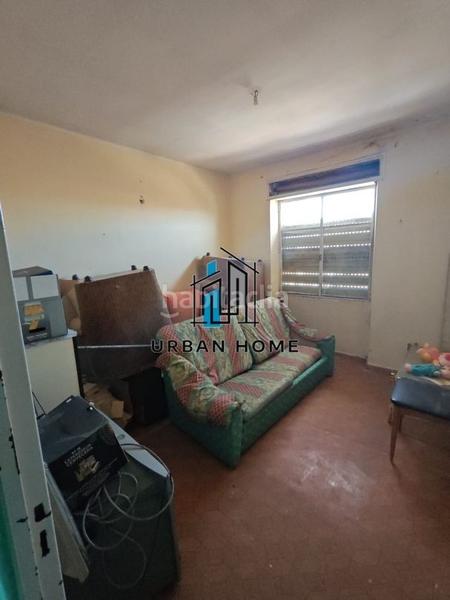 Foto f171307c-d950-4f92-a0aa-a051b145adfc. Edificio in Trobajo del camino