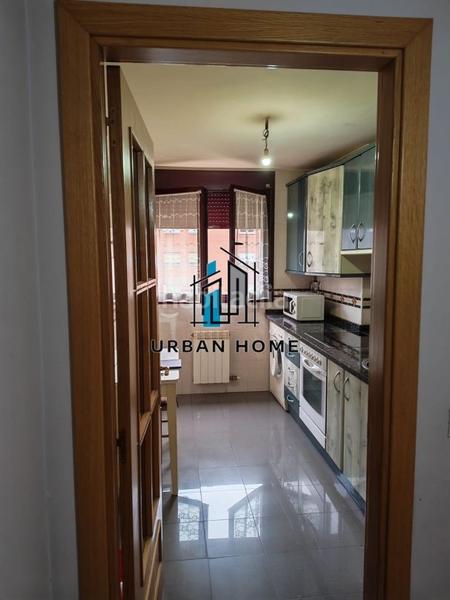 Foto 6395b577-cd8c-407e-9505-20d0bcbe9a62. Appartement avec chauffage parking dans La Vega - La Sal León