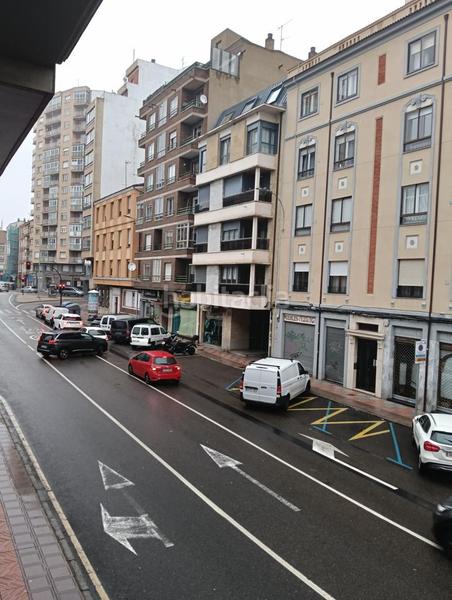 Foto 2170a6b4-d5dd-4541-8954-285ee0e2295b. Piso urban home vende piso en padre isla!!! en Centro Ciudad León
