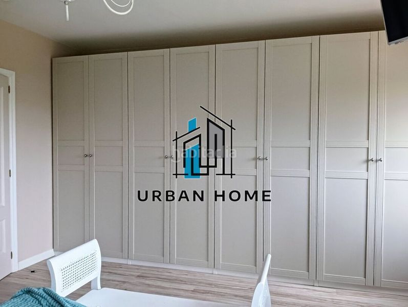 Foto 77289ff0-d2ca-49f6-a7a8-1f12ec617d24. Casa adossada amb calefacció aparcament piscina a Villaquilambre