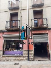 Local Comercial  Calle zapaterías. Urban home vende estupendo local en el casco antiguo de leon