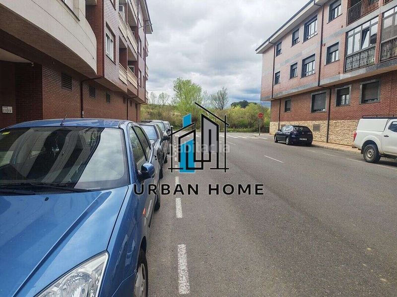 Foto 1e9dc484-0c10-4f61-af16-4c6af44fc3bb. Pis amb calefacció aparcament a Villaquilambre