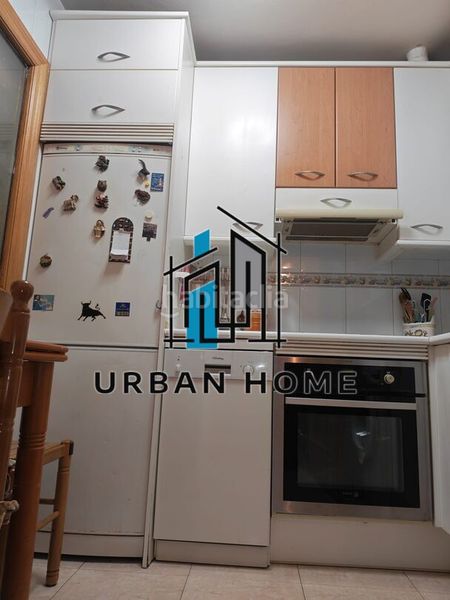 Foto 2d932793-754b-4fe7-99d1-f306f4bf309d. Pis amb calefacció aparcament a Villaquilambre