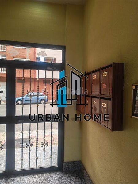 Foto e1db0db6-0af4-4cd5-a61b-e8ccb4b8e107. Pis amb calefacció aparcament a Villaquilambre