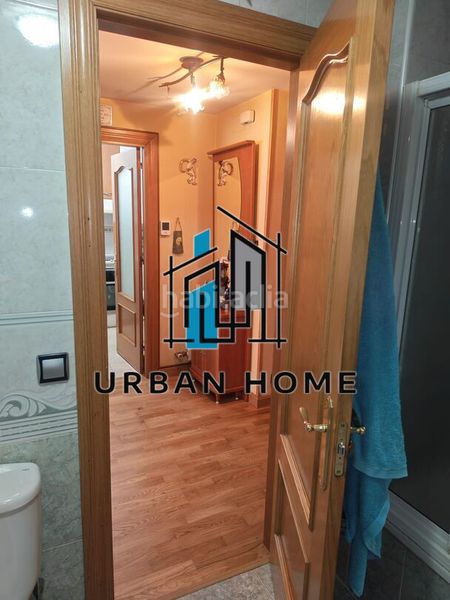 Foto f1717c9e-93e4-450f-a93c-d3fd0ac2f944. Pis amb calefacció aparcament a Villaquilambre