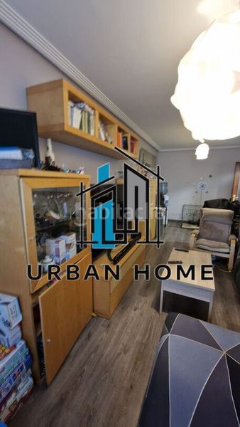 Foto b59aee03-1a55-4918-b962-59caf2b4b2d6. Flat with heating parking in Villaquilambre