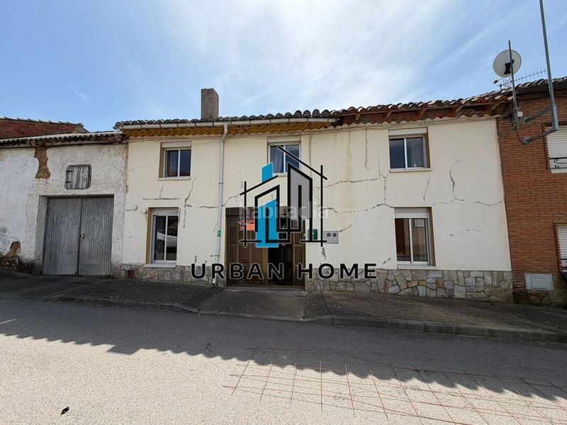Foto 81749907-2739-4b2f-8ef3-2b5bac3134b8. Casa amb calefacció aparcament a Cimanes del Tejar