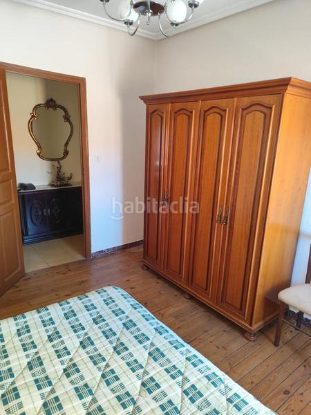 Foto 06f24614-b854-4775-ab6a-936655c33611. Doppelhaus mit heizung parking in Trobajo del Cerecedo León