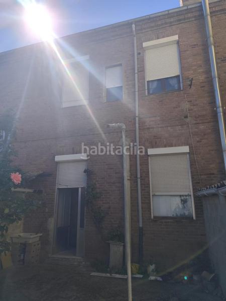 Foto 0cc6ac7a-dd7b-4b5c-a5a5-9e1b7777d101. Doppelhaus mit heizung parking in Trobajo del Cerecedo León