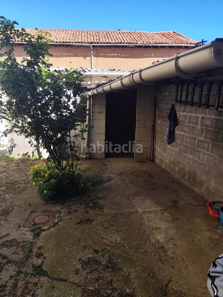 Foto 5b880f05-9cd8-4ab4-b414-30b31cc69a79. Doppelhaus mit heizung parking in Trobajo del Cerecedo León