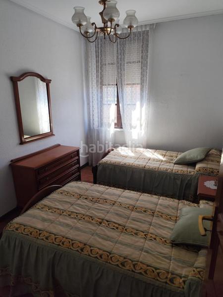 Foto ba21df12-4235-41b4-8893-d3f47f49255f. Doppelhaus mit heizung parking in Trobajo del Cerecedo León