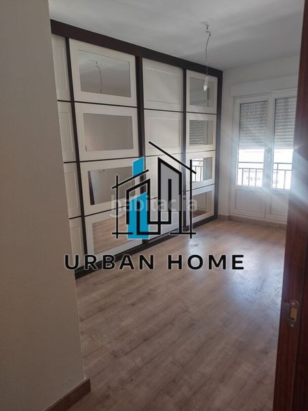 Foto a5c2b019-6238-4bef-9dd0-54d984824cc1. Flat with heating parking in San Mamés - La Palomera León