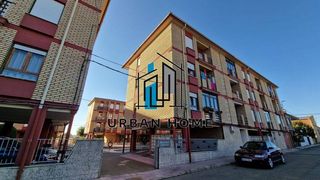 Piso  Calle nuestra señora de covadonga. Urban home vende precioso piso reformado y con piscina en villan