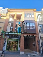 Local Comercial a Calle la Rúa
