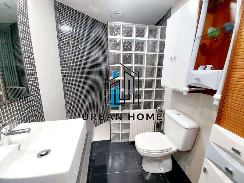 Foto 254e3867-ffea-4397-abc6-8298ac5db02b. Rent flat with heating parking in Armunia León