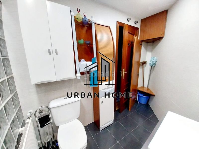 Foto 67d38b9c-f07a-4c82-8966-586743f53553. Rent flat with heating parking in Armunia León