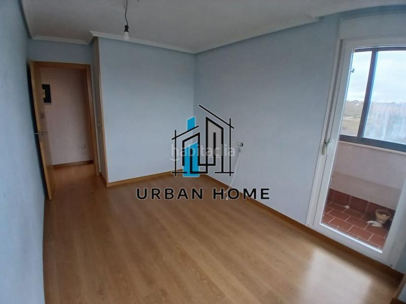 Foto c910e189-01dc-4e72-b9e6-e65d96dde309. Flat with heating parking in Armunia León