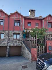 Xalet en Sariegos. Urban home vende espectacular adosado en sariegos!