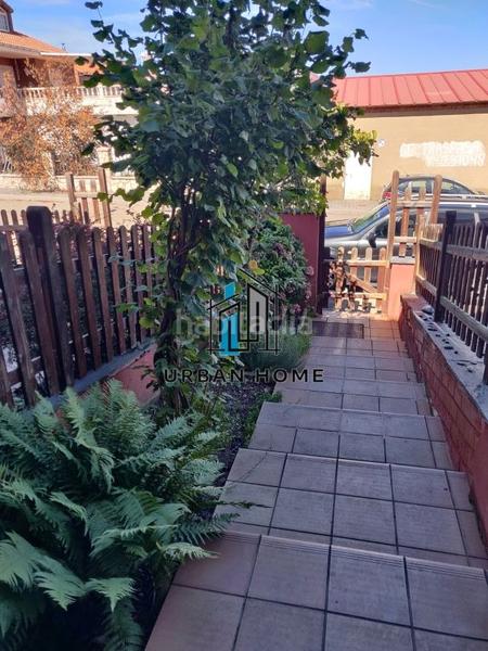 Foto 209fcb30-40fa-4318-875c-866c6b3d3717. Xalet amb calefacció aparcament a Sariegos