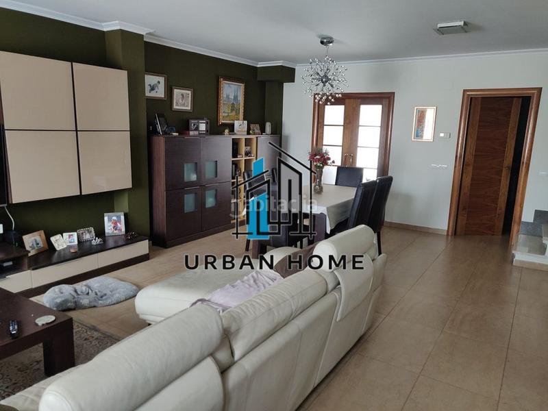 Foto 75929353-b7bc-49e7-9301-ab6d6d5a9d9e. Xalet amb calefacció aparcament a Sariegos